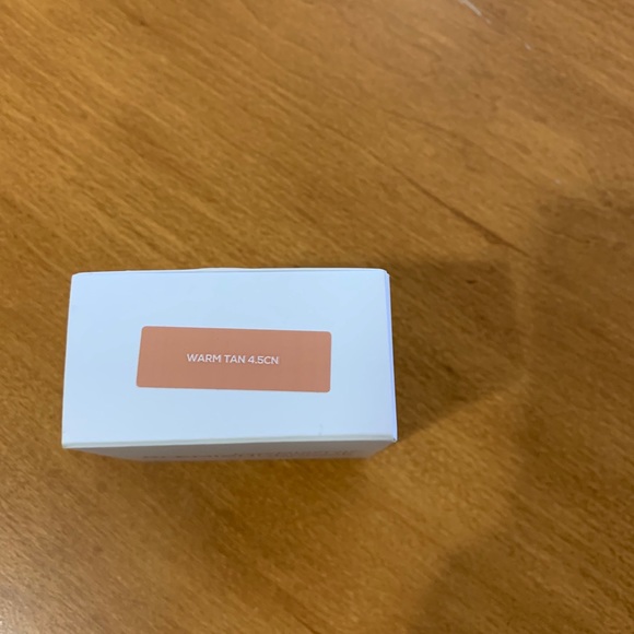 bareMinerals Blemish Rescue Foundation - Picture 2 of 4